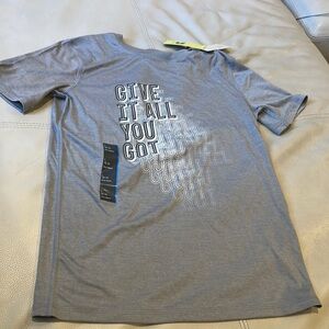 All in Motion Gray Short Sleeve Tee with Graphic Design